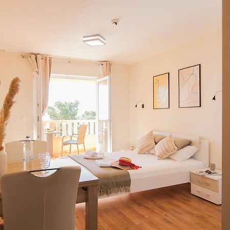 Hotel Villa Dzamonja Bol Extérieur photo